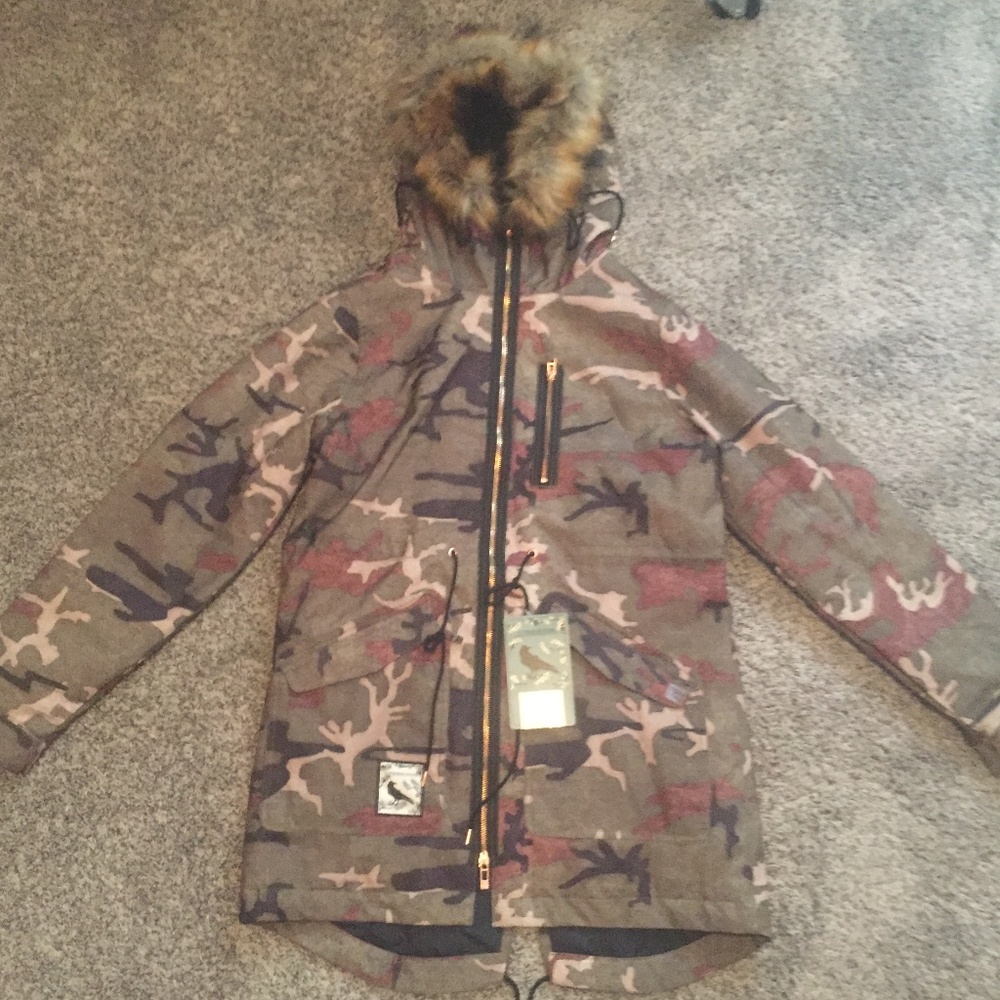 Vintage Camo Ski/Snowboard Jacket !